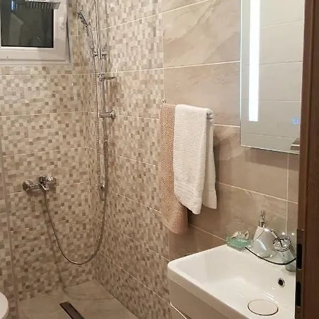 Apartmani Sarm Vir Exterior photo