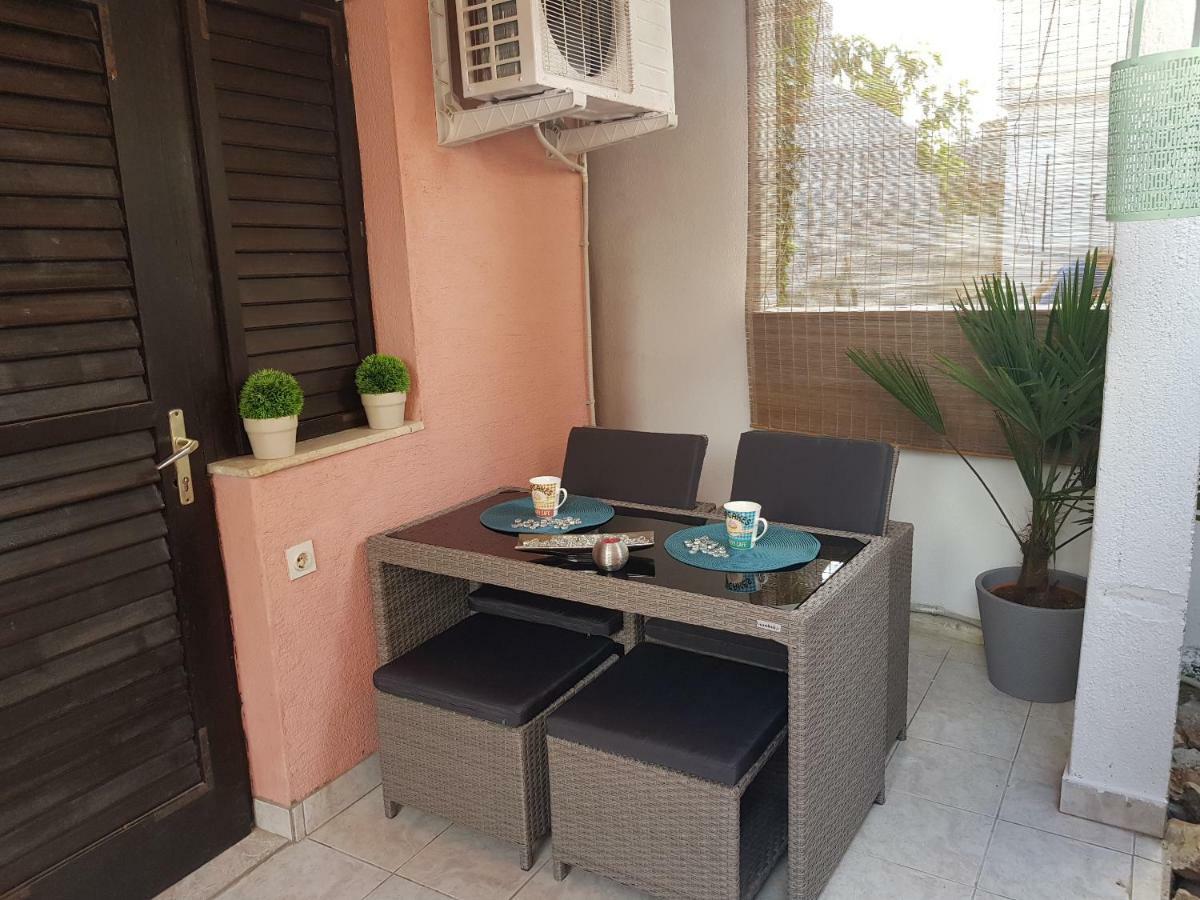 Apartment Sarm Vir